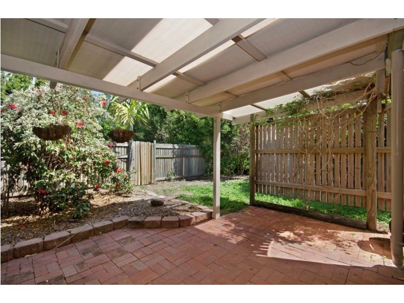 11 Bell Street, South Townsville QLD 4810