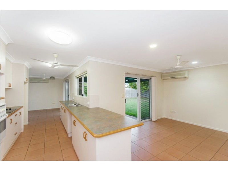 6 Preston Court, Kirwan QLD 4817