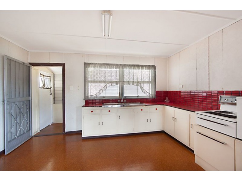 21 Warrina Street, Currajong QLD 4812