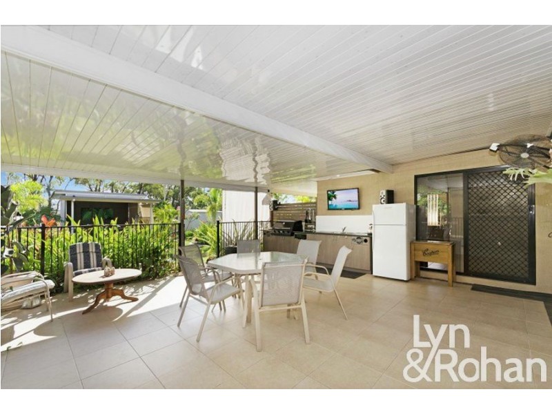 17 Wexford Crescent, Mount Low QLD 4818