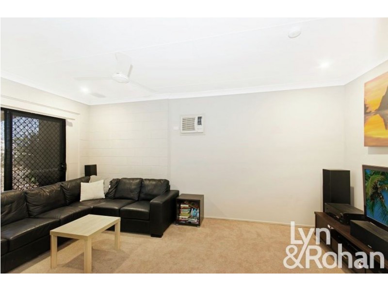 17 Wexford Crescent, Mount Low QLD 4818