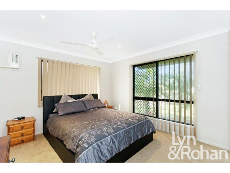 17 Wexford Crescent, Mount Low QLD 4818