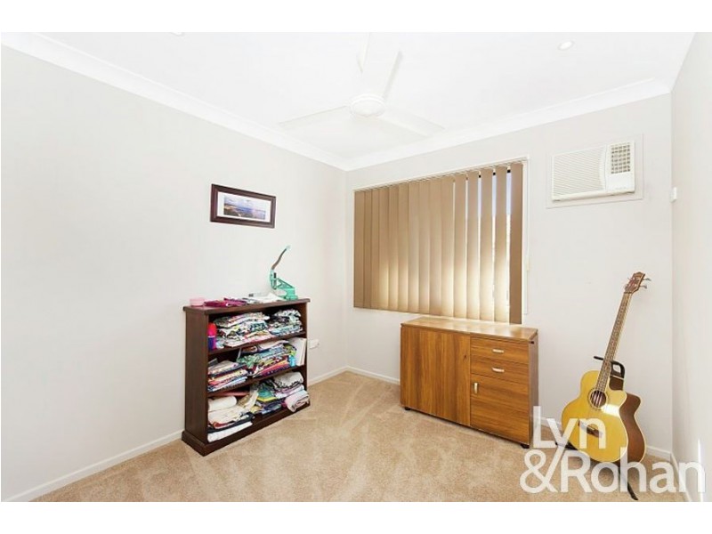 17 Wexford Crescent, Mount Low QLD 4818