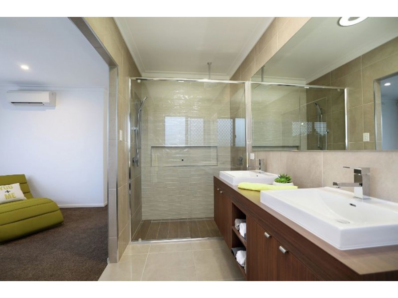 2 Nickel Street, Alice River QLD 4817