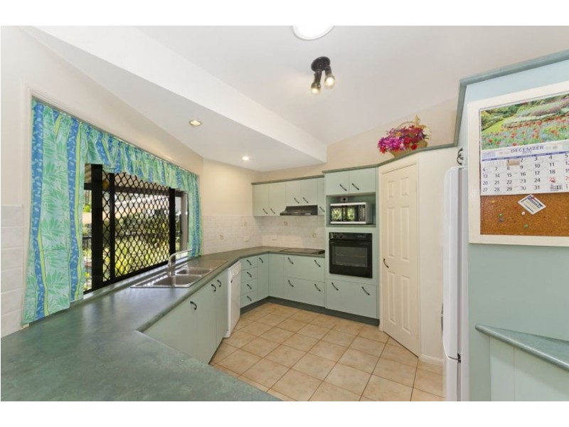 3 Fuchsia Court, Bushland Beach QLD 4818