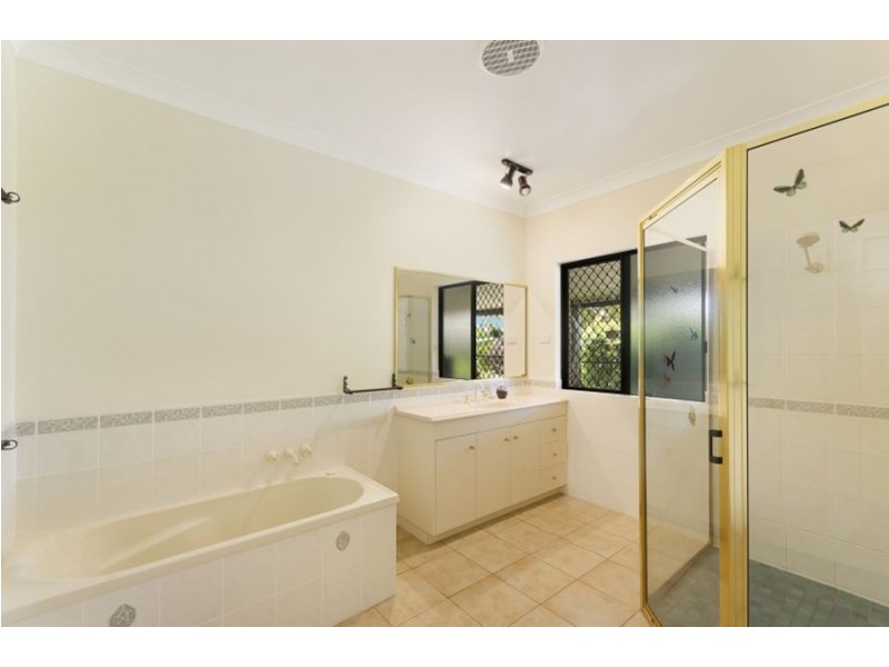 3 Fuchsia Court, Bushland Beach QLD 4818