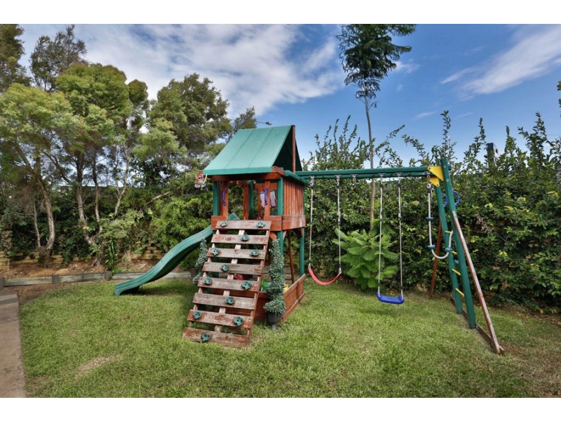 29 Winston Crescent, Kirwan QLD 4817