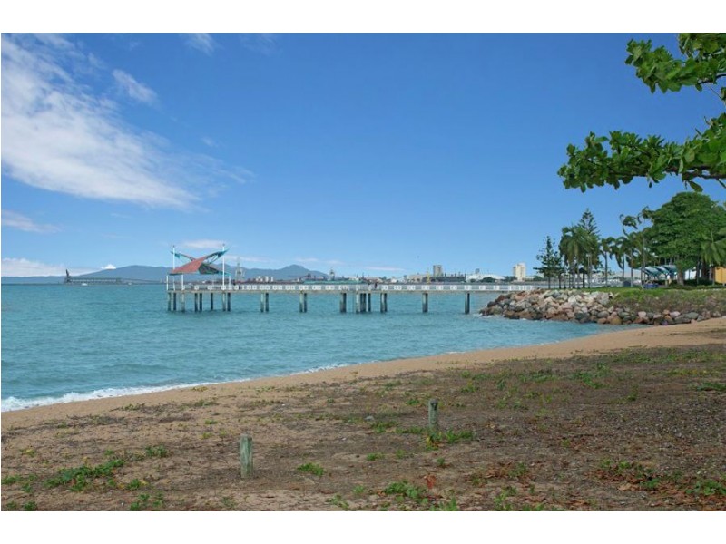 6/121 Eyre Street, North Ward QLD 4810