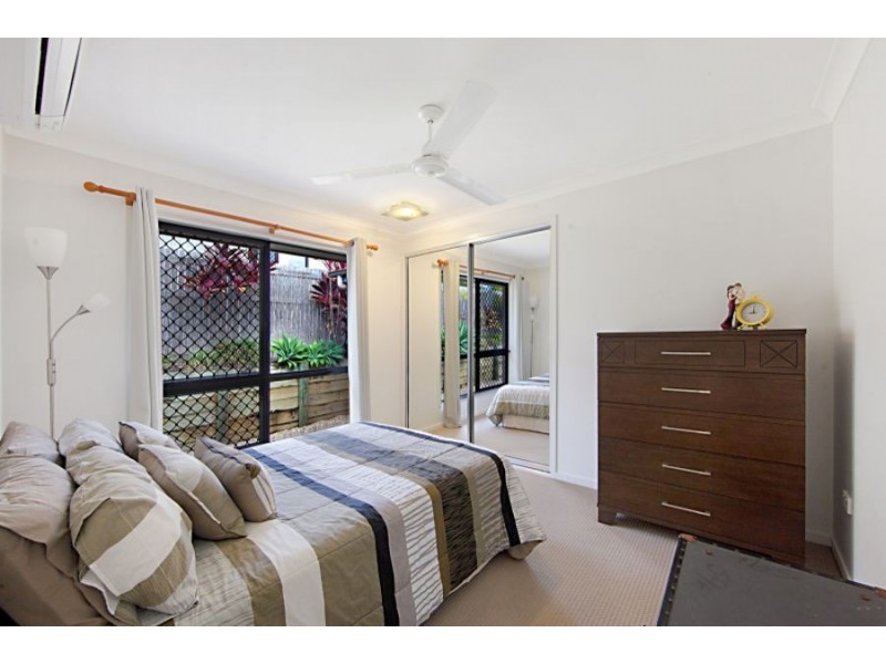 10 Lockyer Place, Mount Louisa QLD 4814