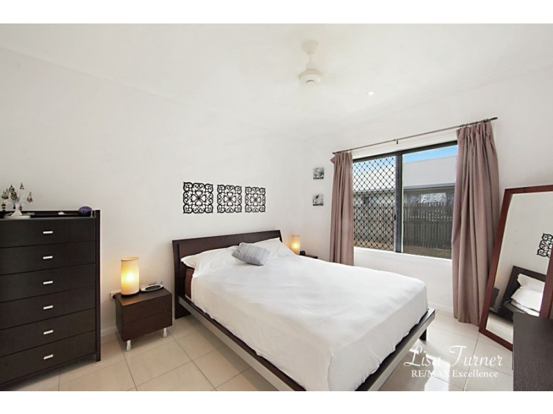 57 Beach Oak Drive, Mount Low QLD 4818