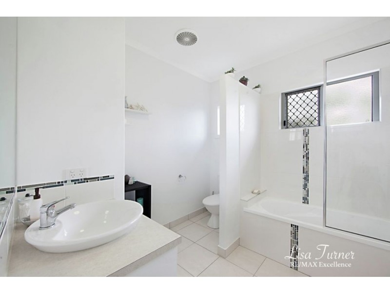 57 Beach Oak Drive, Mount Low QLD 4818