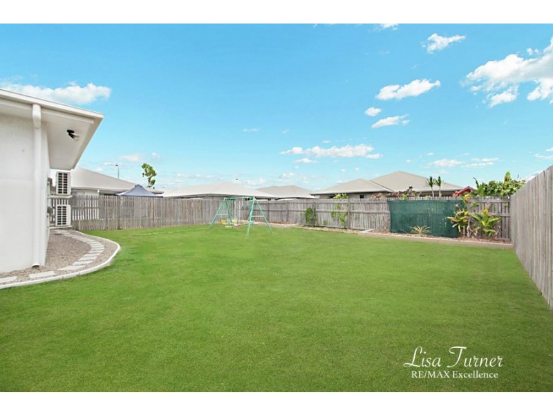 57 Beach Oak Drive, Mount Low QLD 4818