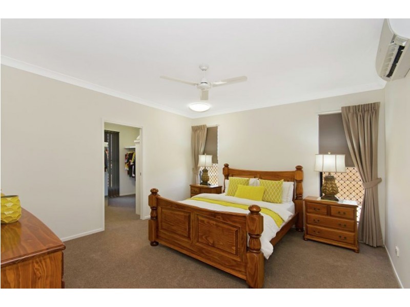 32 Barklya Street, Mount Low QLD 4818