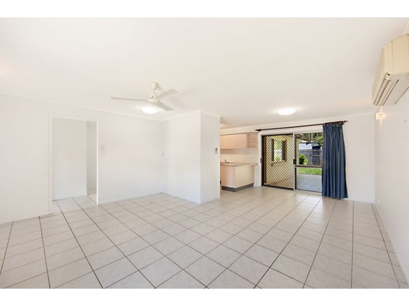 1 Elinga Court, Mount Louisa QLD 4814