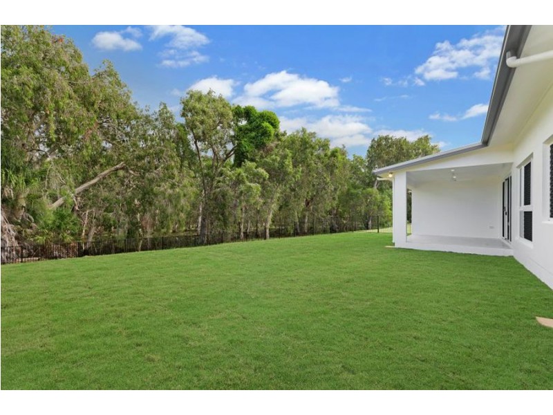 3 Seaspray Court, Bushland Beach QLD 4818