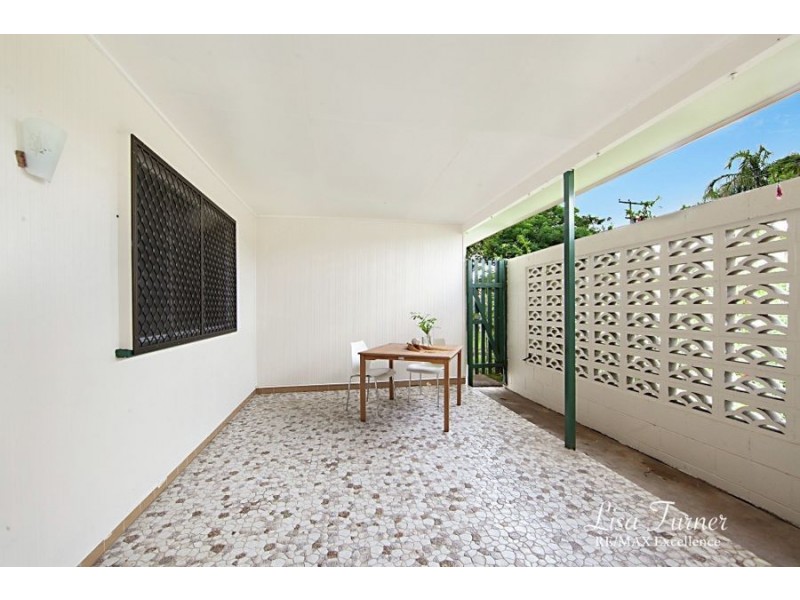 19 Barcelona Street, Kirwan QLD 4817