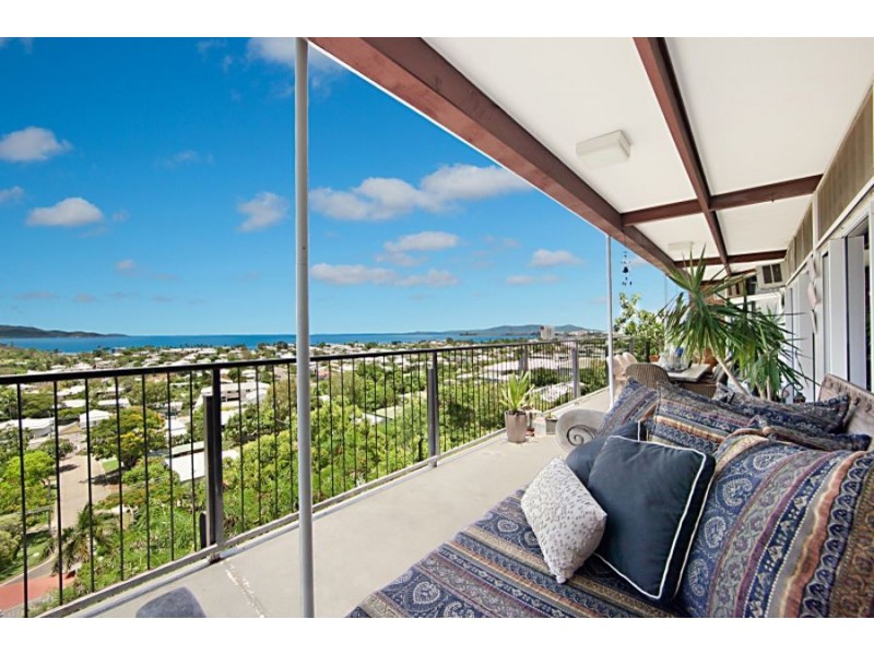 9 Roper Court, Castle Hill QLD 4810