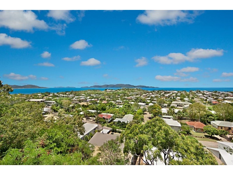 9 Roper Court, Castle Hill QLD 4810