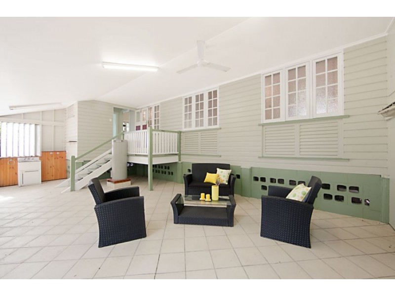 2 Second Street, Railway Estate QLD 4810