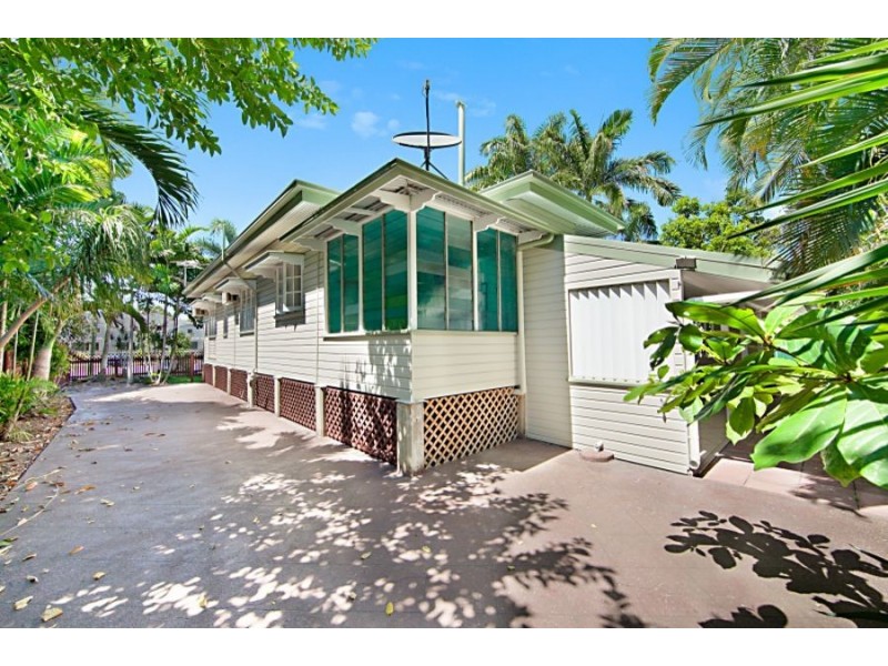 2 Second Street, Railway Estate QLD 4810