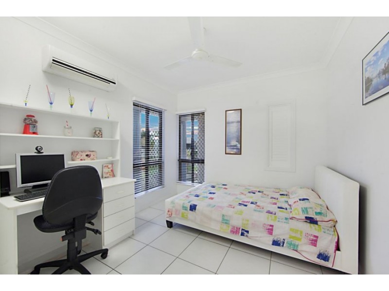 26 Kosciusko Way, Mount Louisa QLD 4814