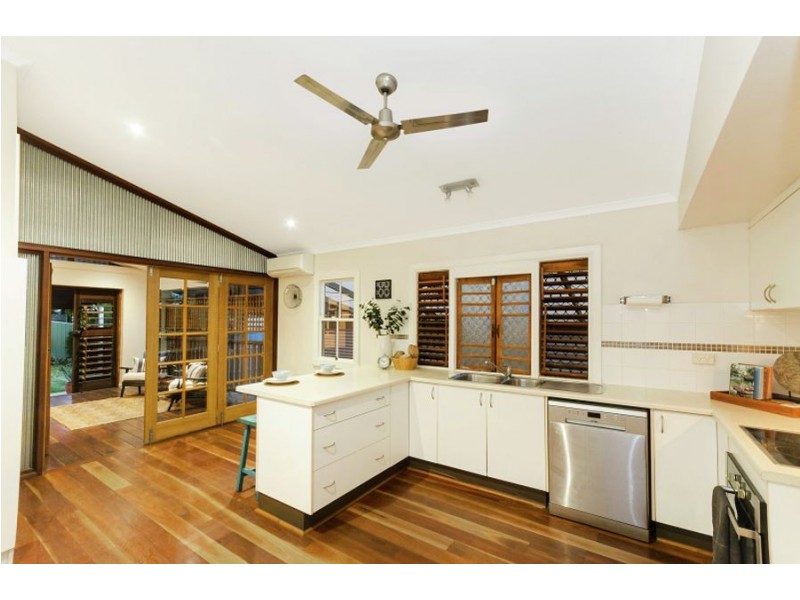 11 Ninth Avenue, Railway Estate QLD 4810