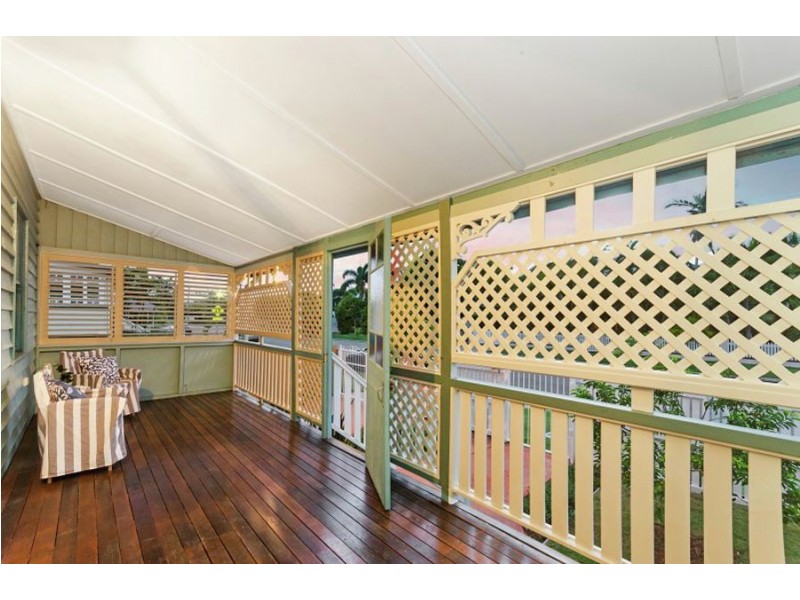 11 Ninth Avenue, Railway Estate QLD 4810