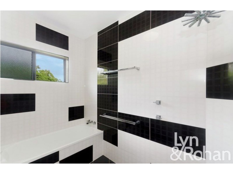 7 Wateredge Cove, Douglas QLD 4814