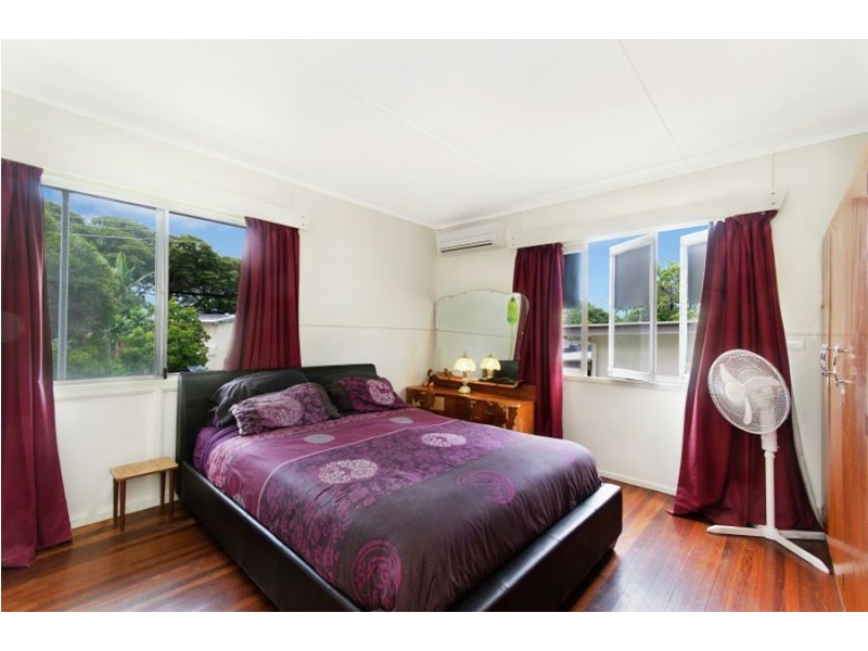 10 Healy Street, Mundingburra QLD 4812