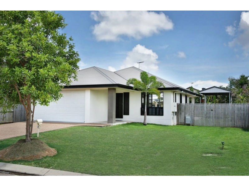 12 Beaconsfield Avenue, Kirwan QLD 4817