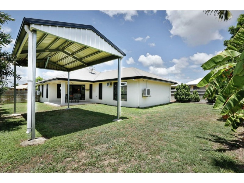 12 Beaconsfield Avenue, Kirwan QLD 4817