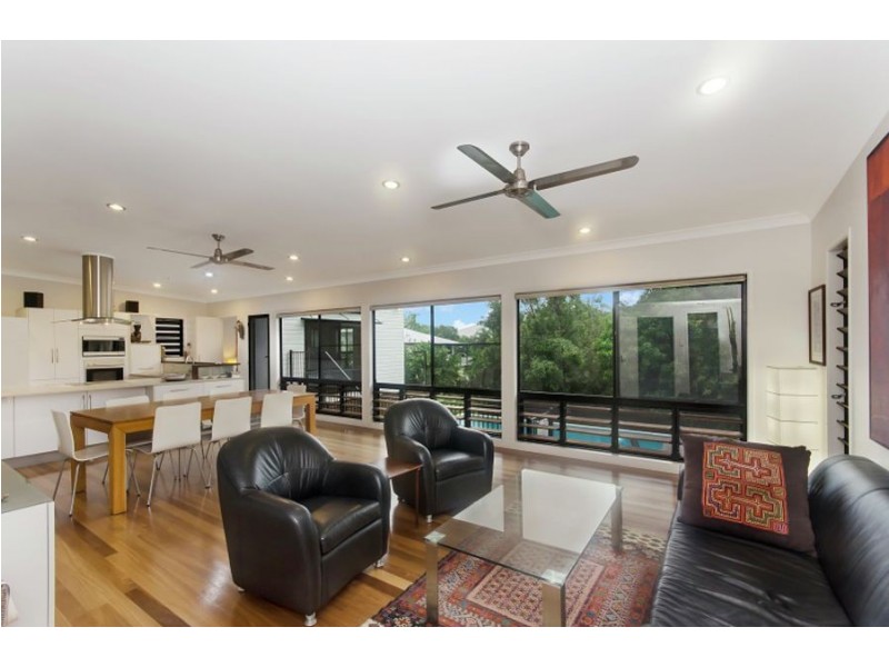 19 Sheehan St, Belgian Gardens QLD 4810