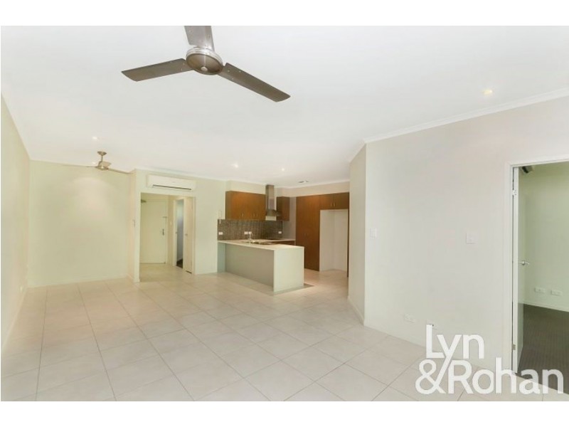 8/159 Riverside Boulevard, Douglas QLD 4814