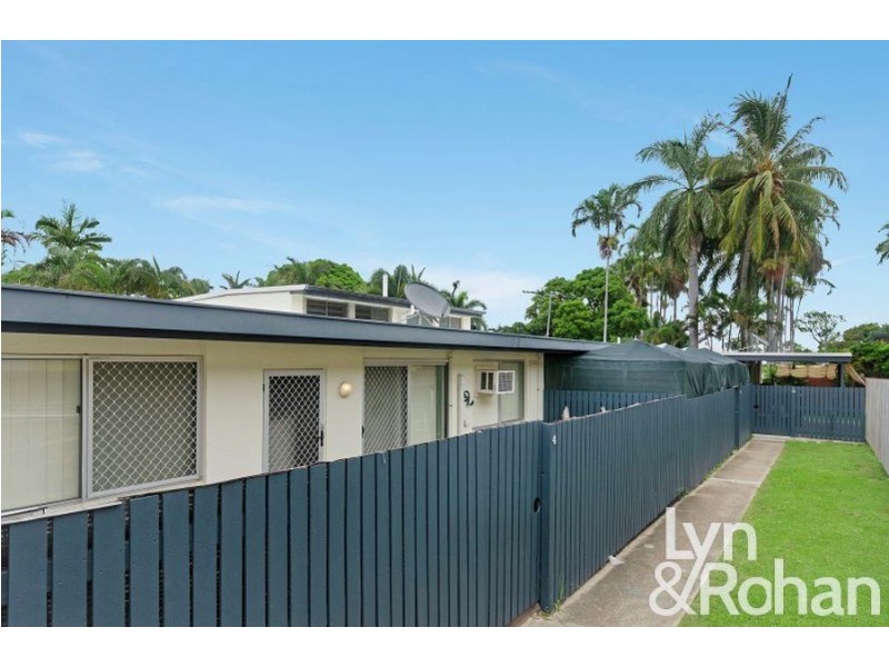 4/54 Percy Street, West End QLD 4810