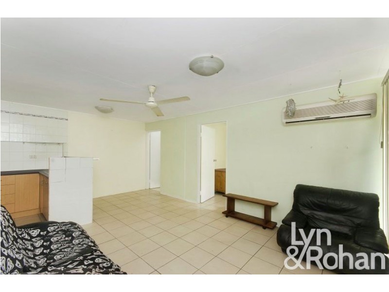 4/54 Percy Street, West End QLD 4810