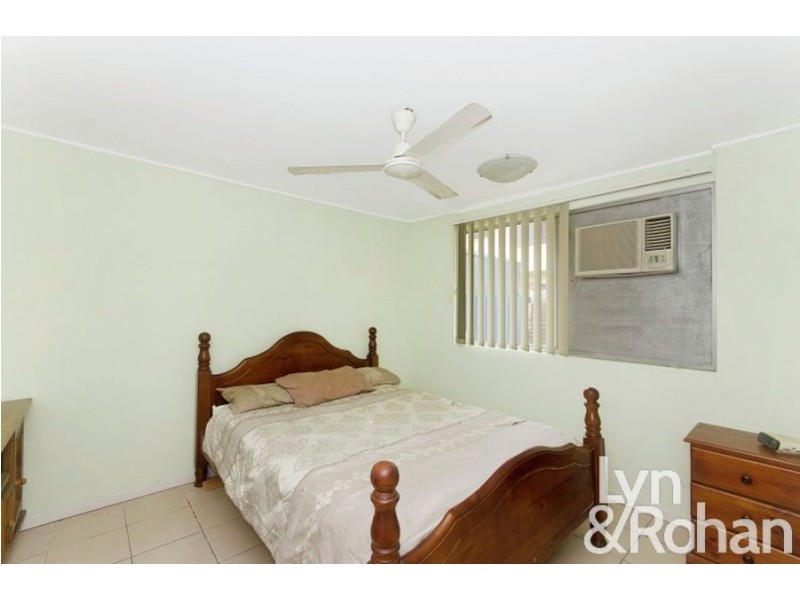 4/54 Percy Street, West End QLD 4810