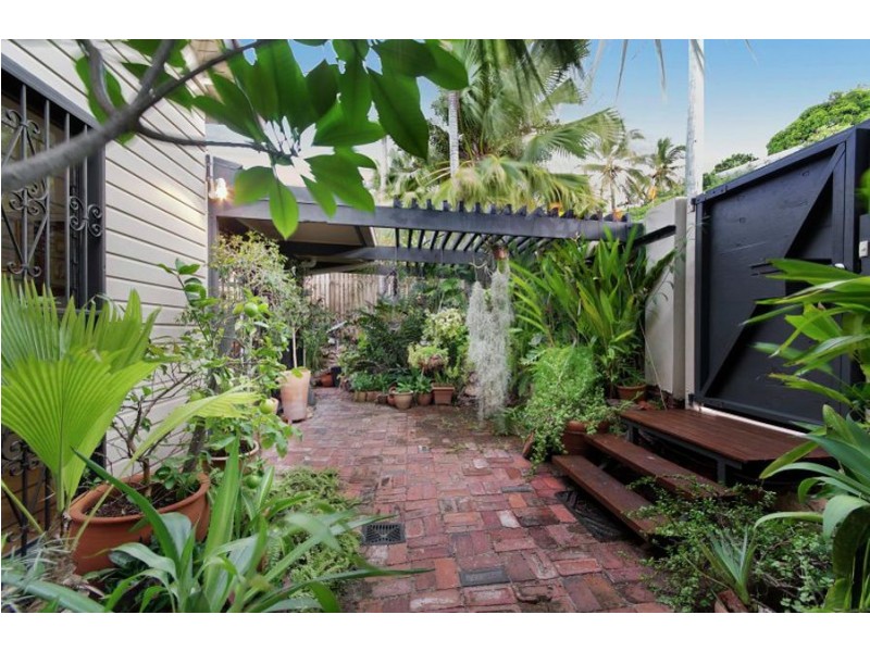 203 Denham Street, North Ward QLD 4810