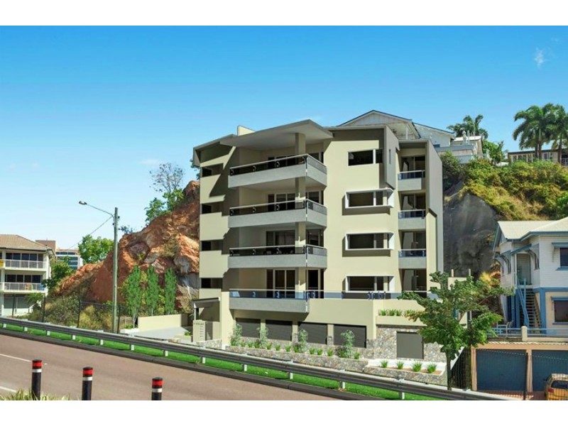 4 Oxley Street, North Ward QLD 4810