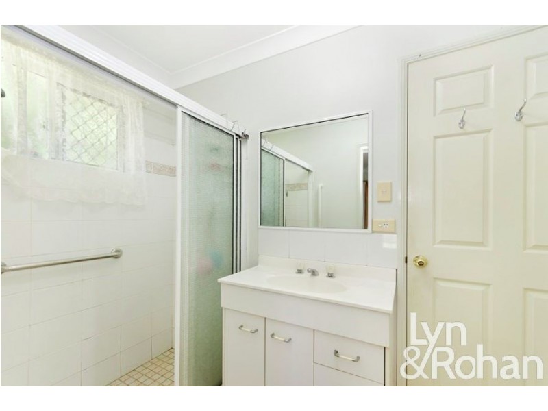 54 Mt Louisa Drive, Mount Louisa QLD 4814