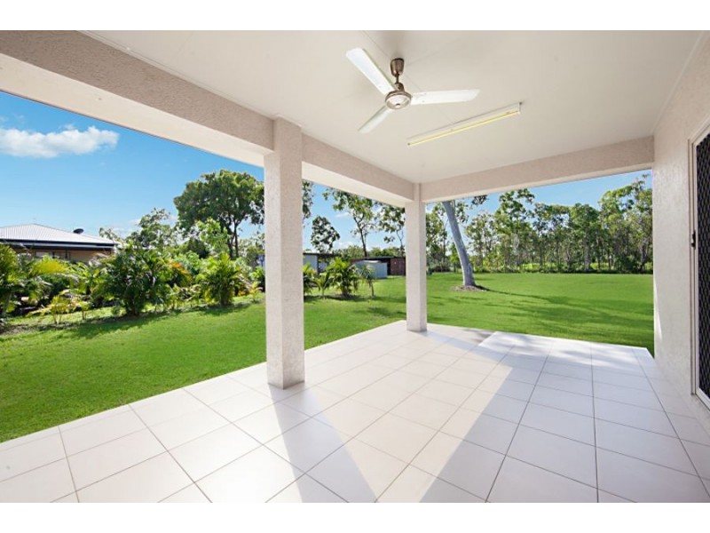 24 Salamander Street, Bluewater QLD 4818