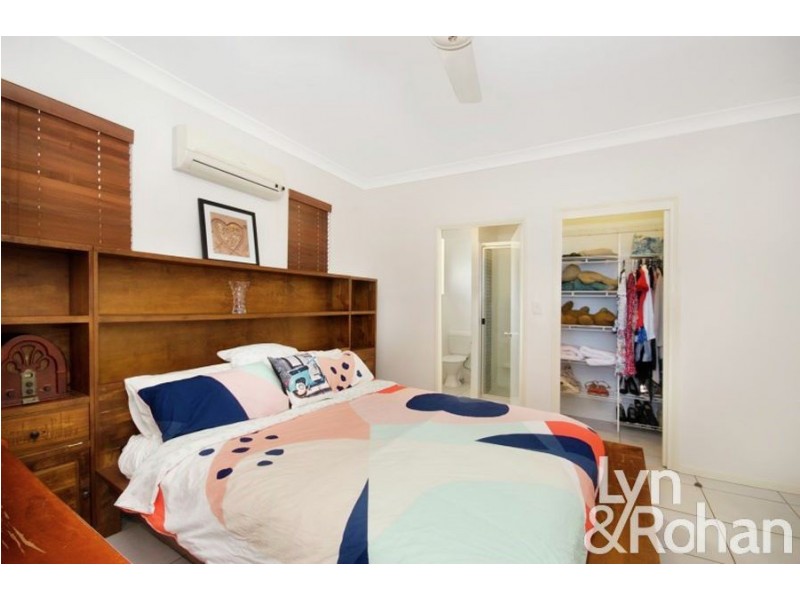 4 Kosciusko Way, Mount Louisa QLD 4814