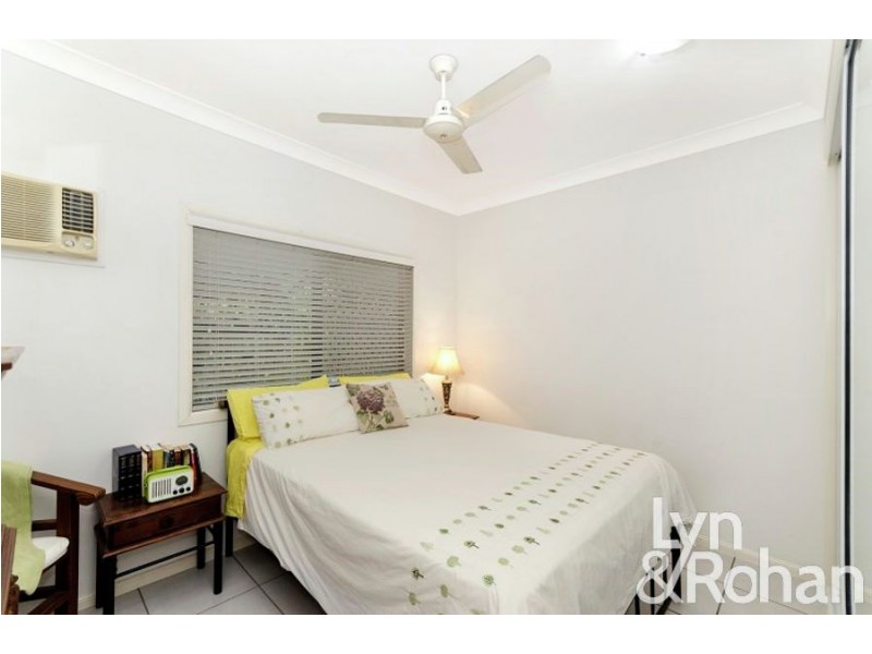 4 Kosciusko Way, Mount Louisa QLD 4814