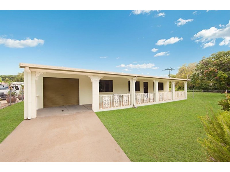 15 Tracey Street, Balgal Beach QLD 4816