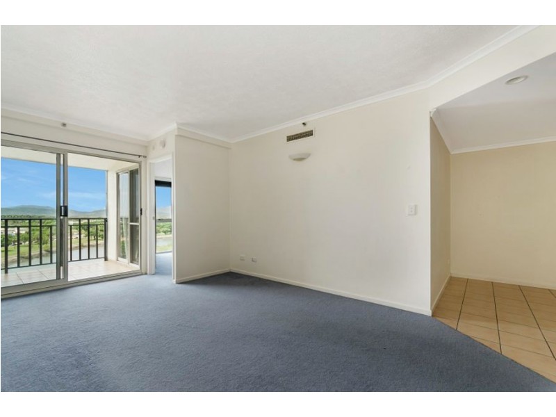 56/86-124 Ogden Street, Townsville City QLD 4810