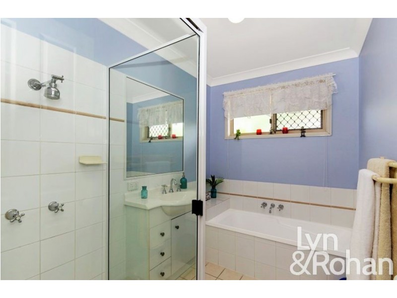 5 Cavill Avenue, Kirwan QLD 4817