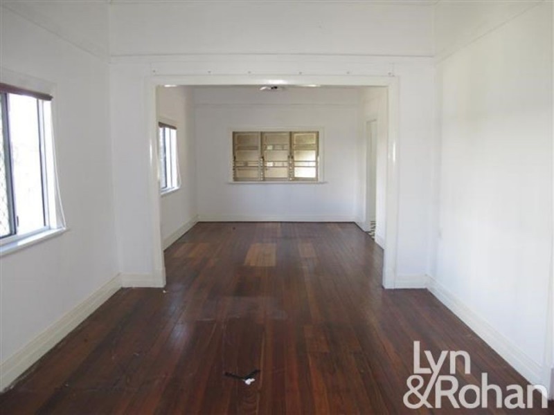 9 Derby Street, Pimlico QLD 4812