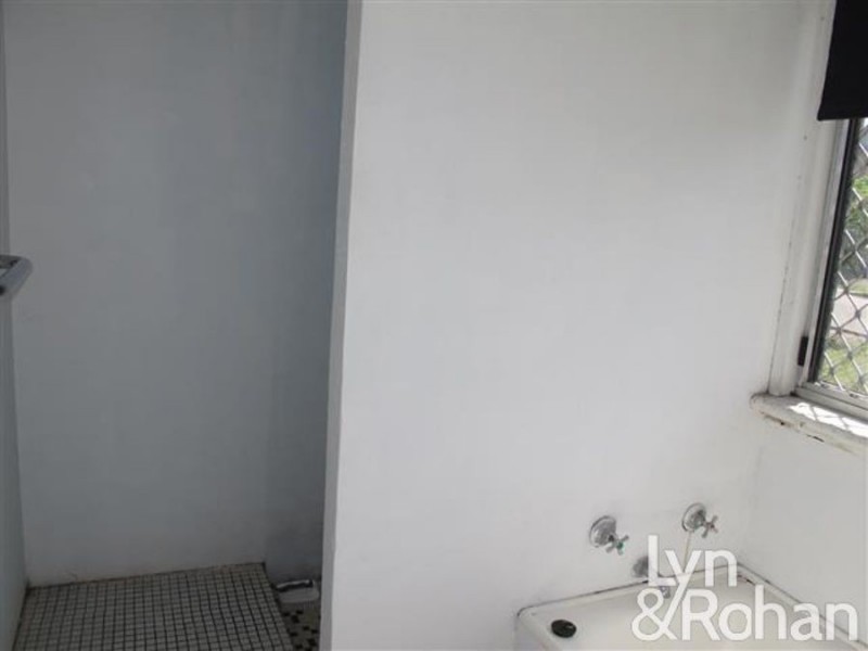 9 Derby Street, Pimlico QLD 4812