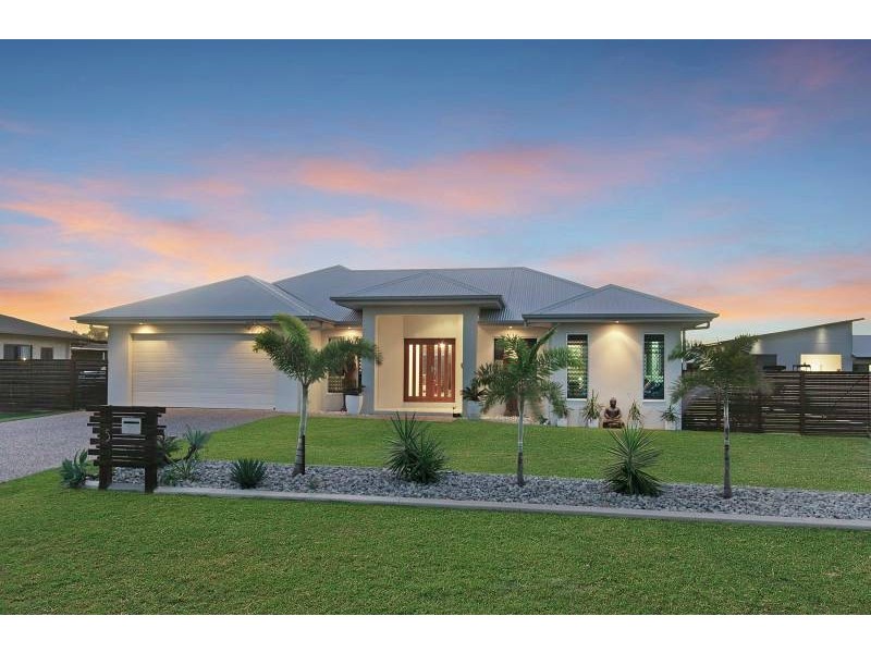 5 Gundabluey Crescent, Mount Low QLD 4818