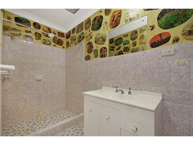 2/352 Ross River Road, Cranbrook QLD 4814