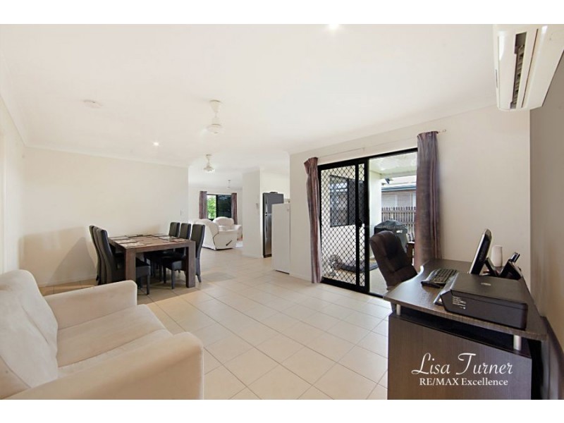 8 Wexford Crescent, Mount Low QLD 4818